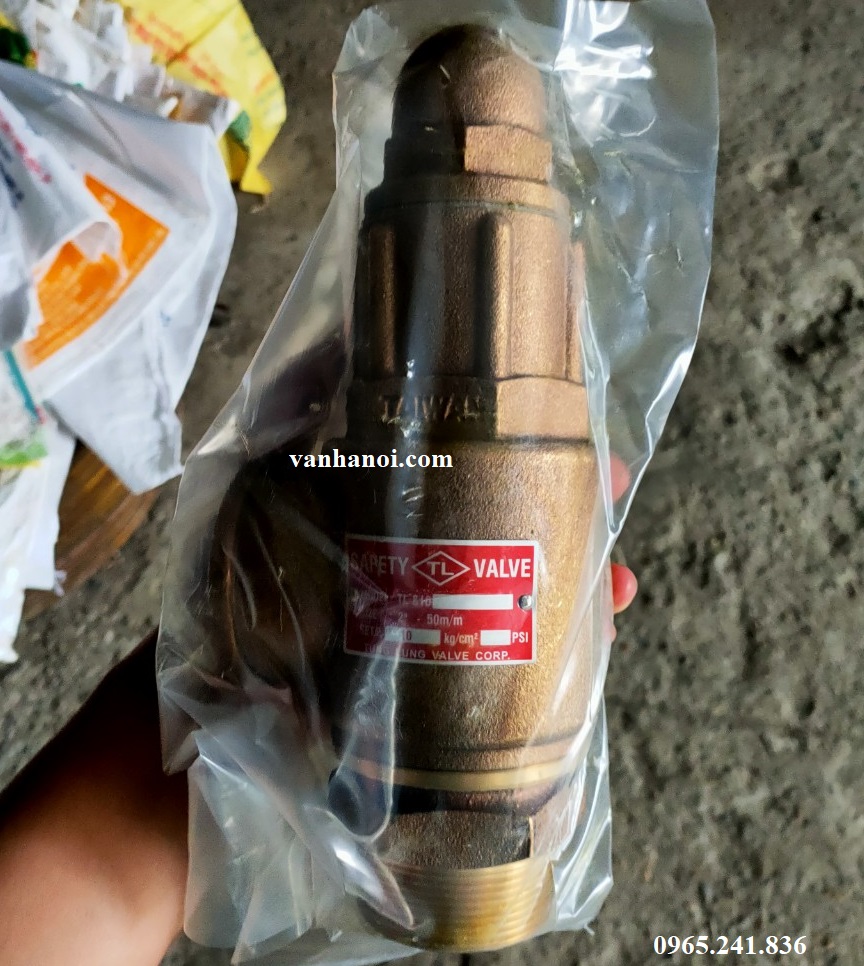 van_an_toan_nap_chup_dong