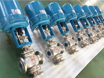 van_cau_3_nga_dieu_khien_dien