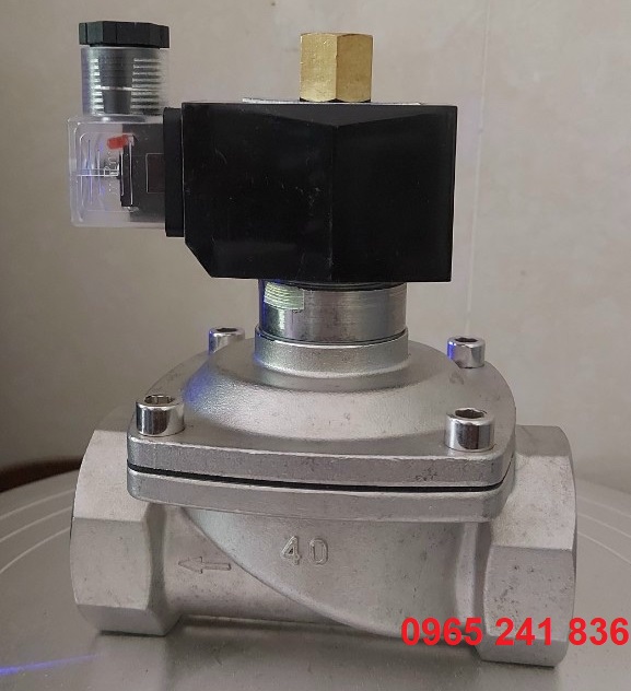 van_dien_tu_inox_thuong_mo_dai_loan