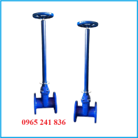 Van cổng trục dài